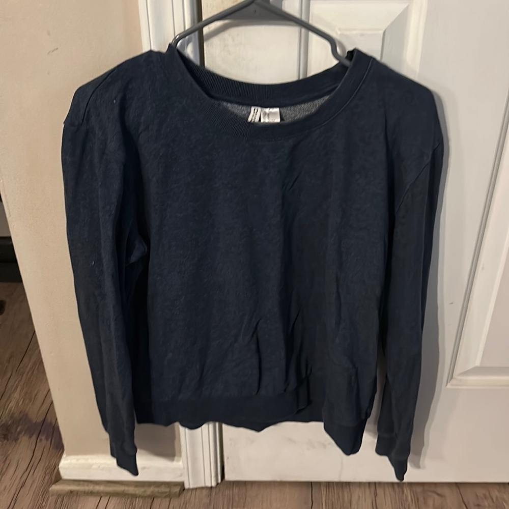 NAVY BLUE CREWNECK